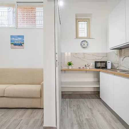 Apartmán Guesthost - Bright Flat With Terrace In *